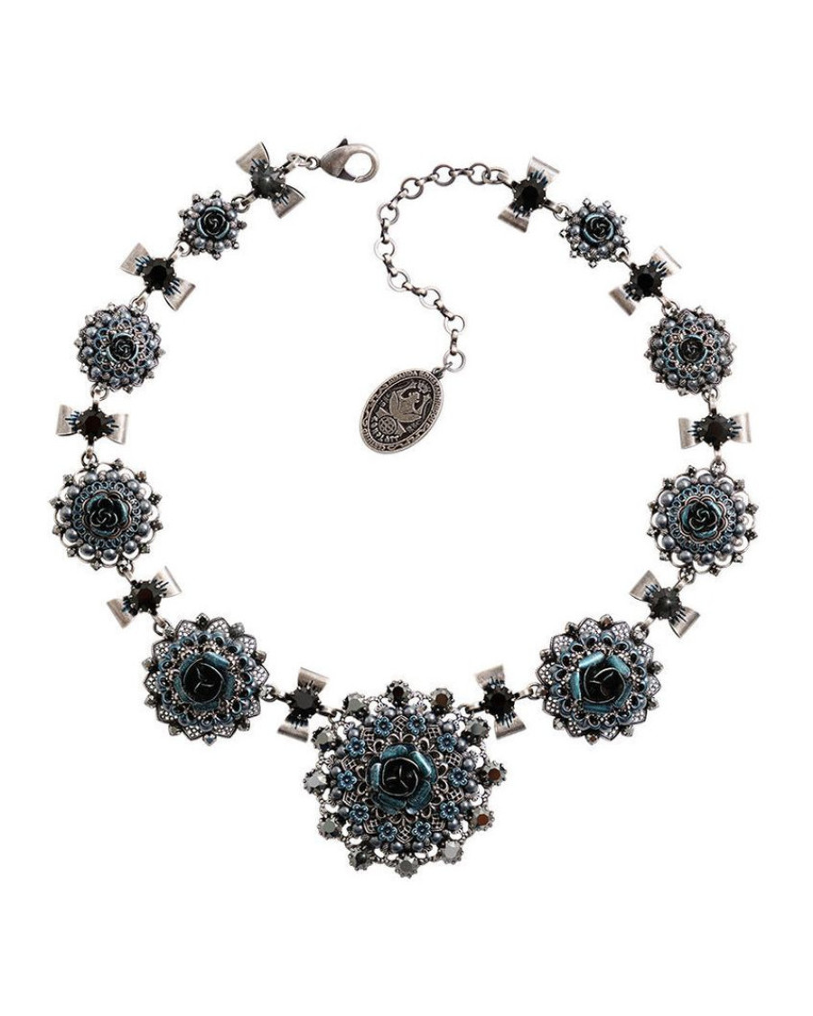 Колье Petit Four Dentelle