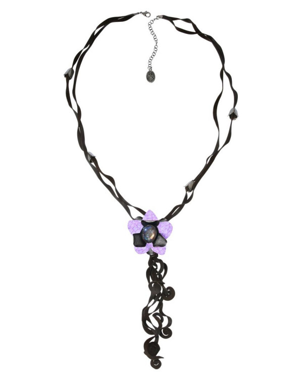 Колье Creepy Flowers