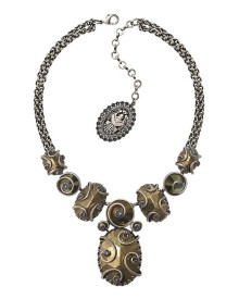 Колье Dragon Shield